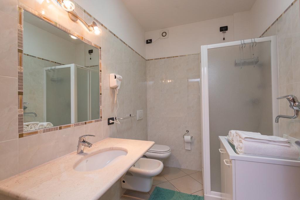 Residenza Orchidee Aparthotel Lazise Exterior photo