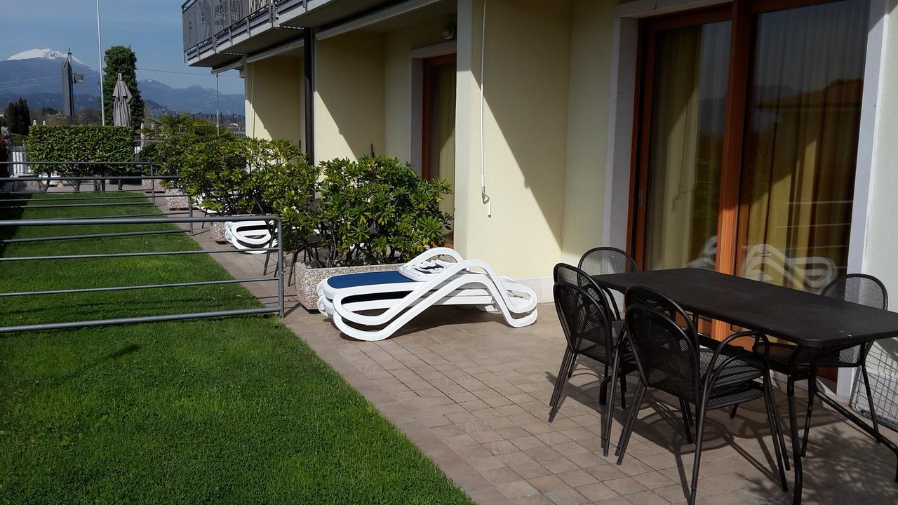 Residenza Orchidee Aparthotel Lazise Exterior photo